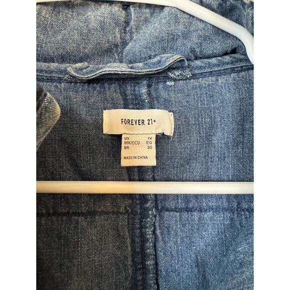 Forever 21 Quilted Denim Jacket 1X Women's Plus Acid Wash Blue Grunge FP - Picture 4 of 6